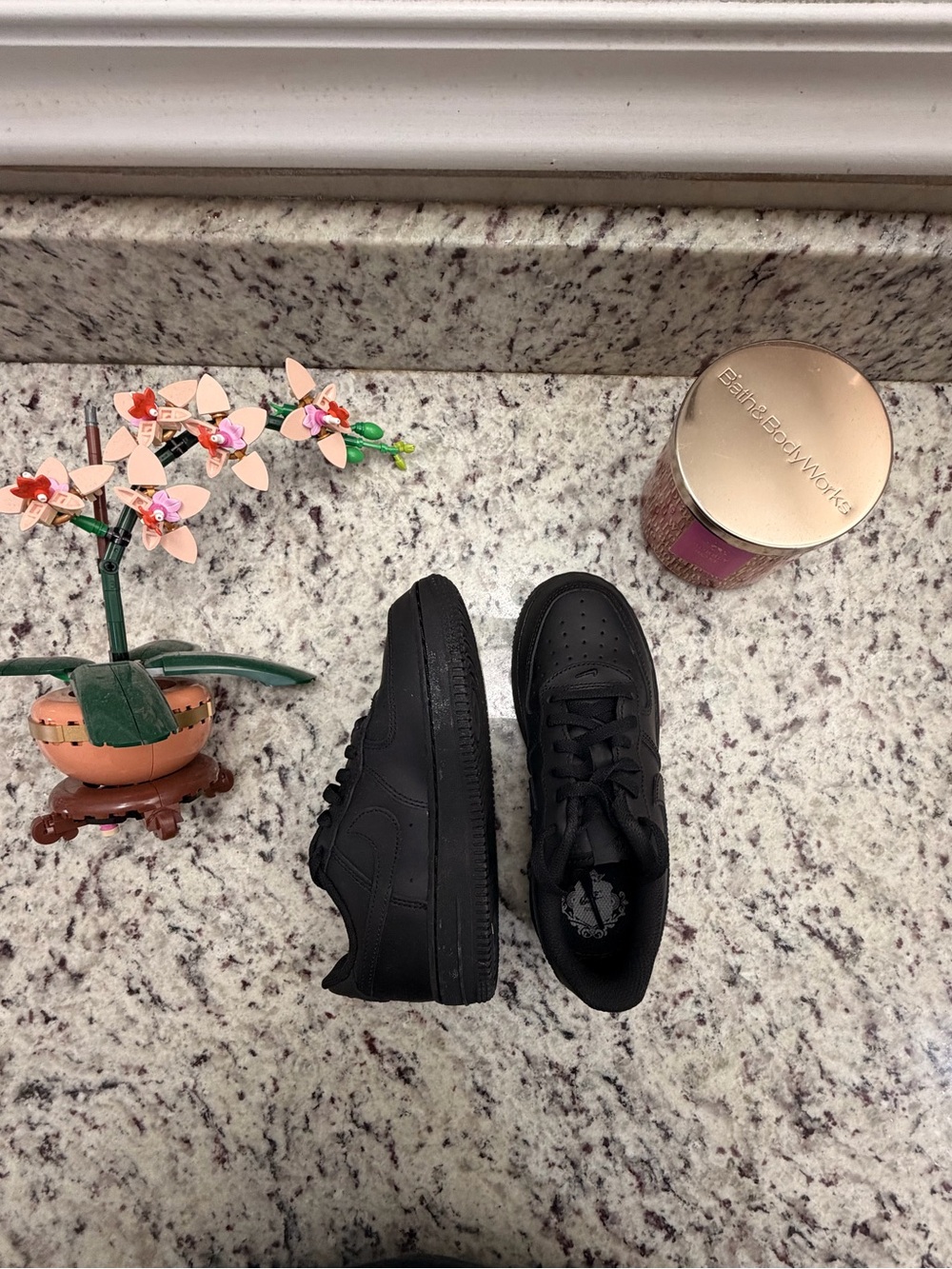 Nike Kids All-Black Low Top Sneakers